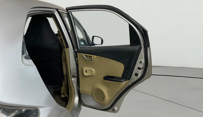 2014 Honda Brio VX AT, Petrol, Automatic, 81,589 km, RHS Rear Door