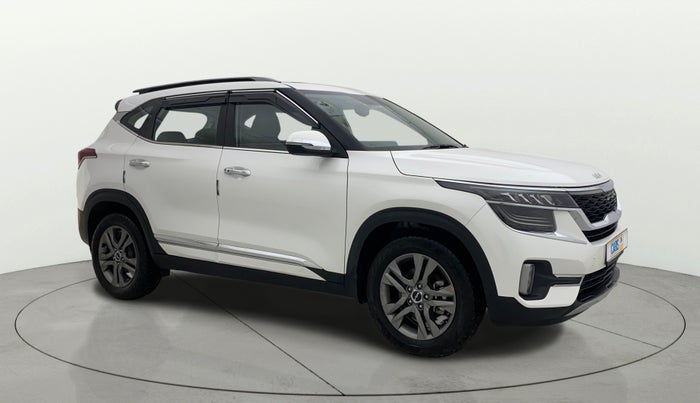 2023 KIA SELTOS HTX PETROL 1.5, Petrol, Manual, 2,955 km, Right Front Diagonal