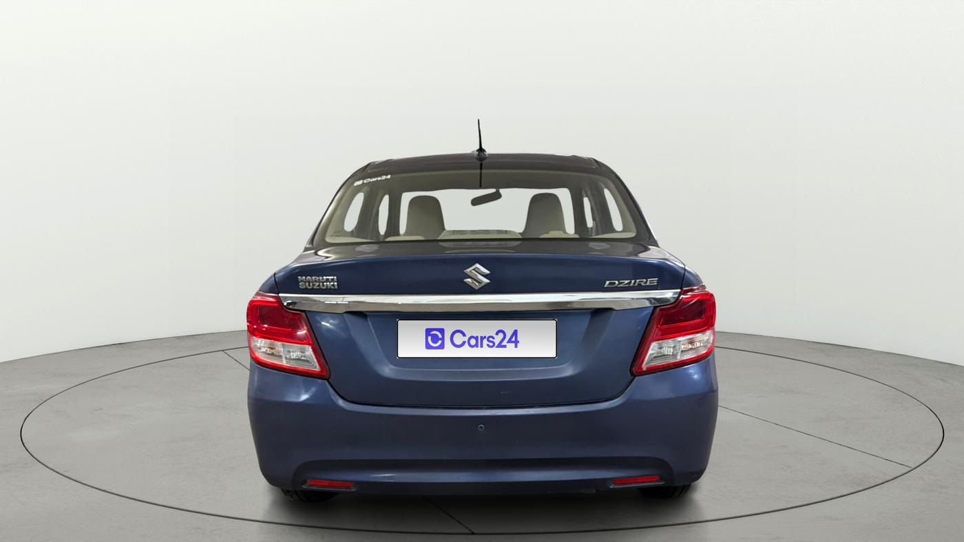2017 Maruti Dzire LXI, CNG, Manual, 94,050 km, Back/Rear