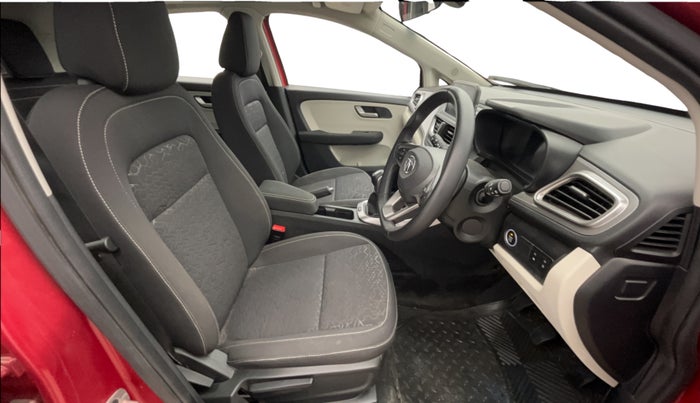 2023 Tata ALTROZ XZ Plus Sunroof i-Turbo , Petrol, Manual, 23,015 km, Right Side Front Door Cabin