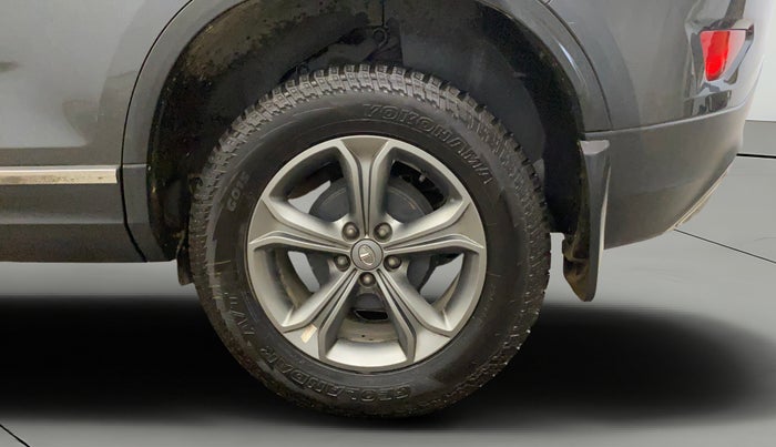 2021 Tata Harrier XZA 2.0L, Diesel, Automatic, 70,593 km, Left Rear Wheel