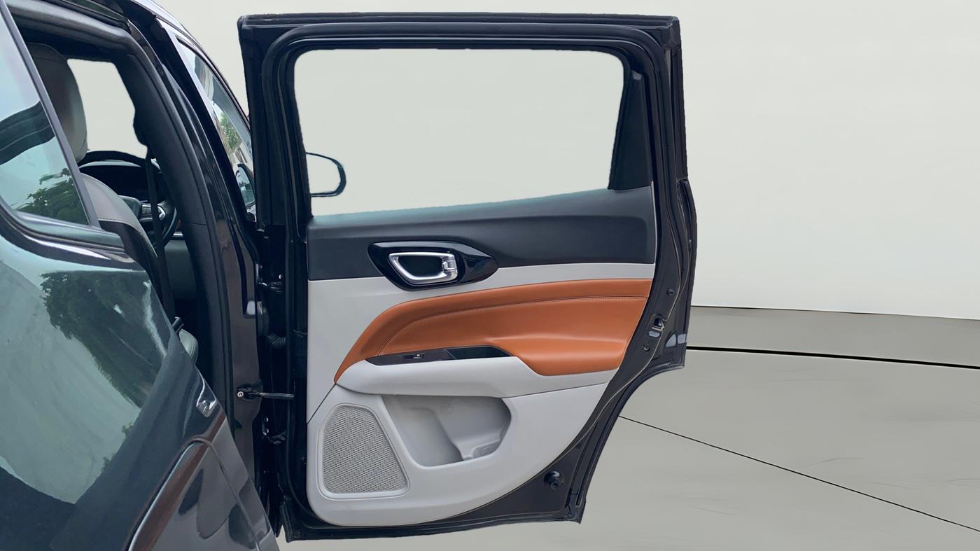 2023 Jeep Compass LIMITED (O) 2.0 DIESEL 4X4 AT, Diesel, Automatic, 57,861 km, RHS Rear Door