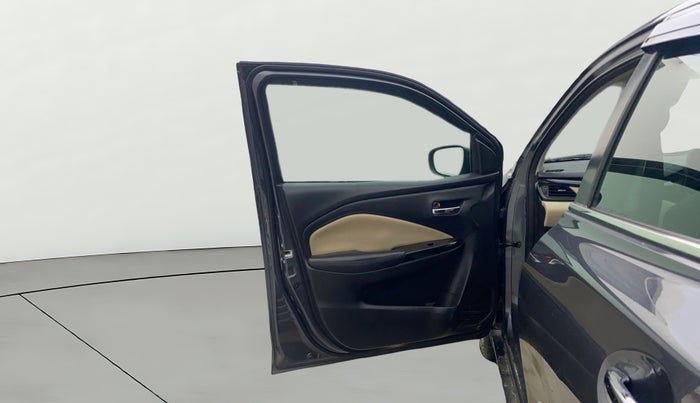 2022 Toyota Glanza V AMT, Petrol, Automatic, 35,951 km, LHS Front Door