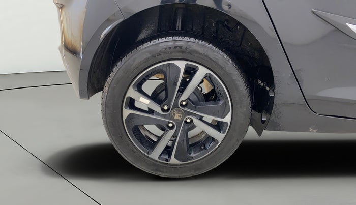 2023 Tata ALTROZ  XZ PLUS (S) DARK EDITION , Diesel, Manual, 23,254 km, Right Rear Wheel