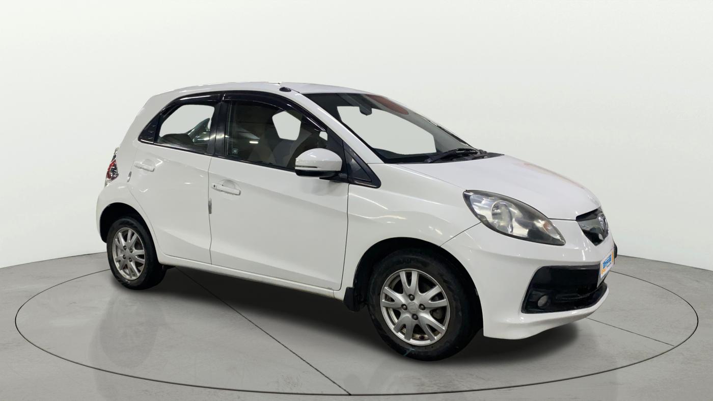 2015 Honda Brio VX MT, Petrol, Manual, 81,470 km, Right Front Diagonal