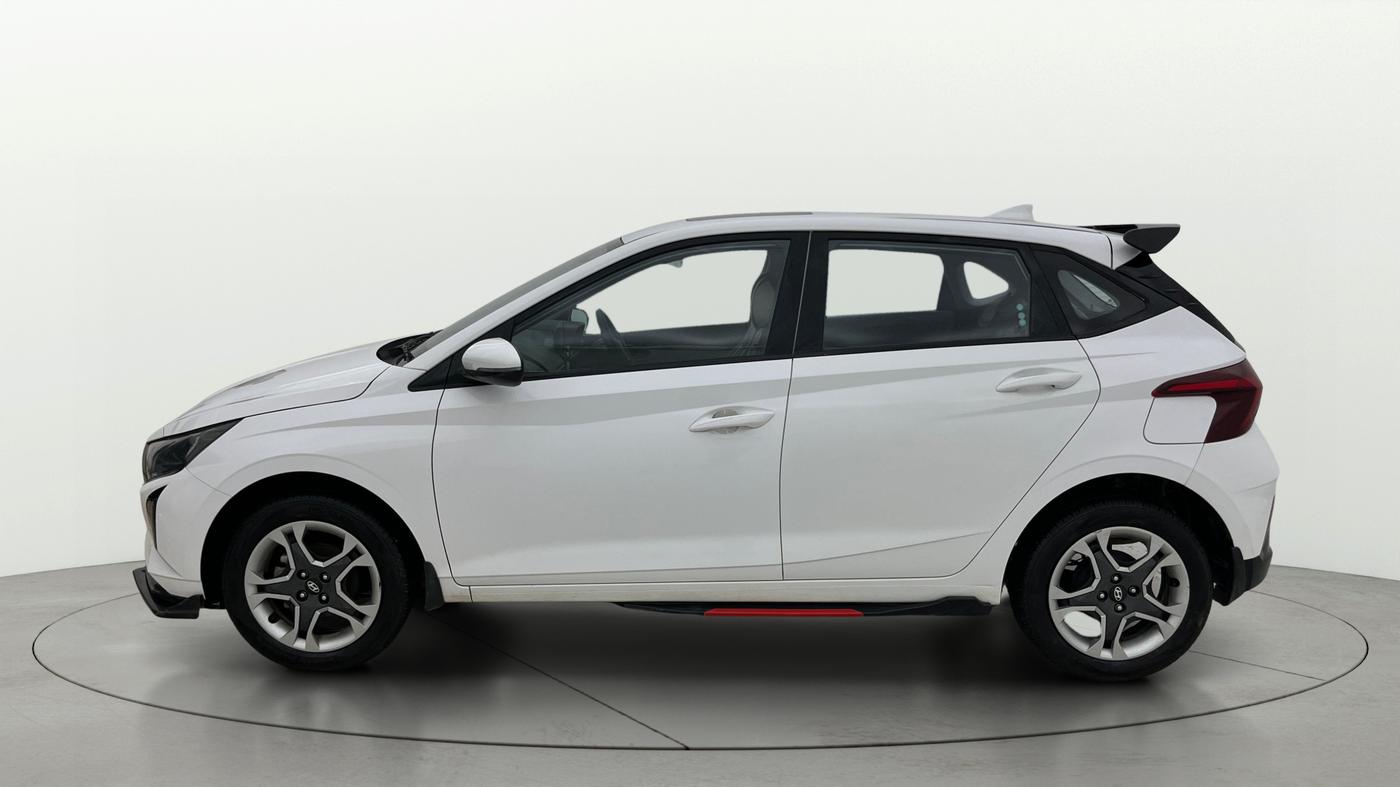 2025 Hyundai NEW I20 Sportz (O) 1.2 IVT, Petrol, Automatic, 11,272 km, Left Side