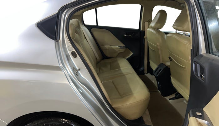 2014 Honda City 1.5L I-VTEC V MT, Petrol, Manual, 42,465 km, Right Side Rear Door Cabin