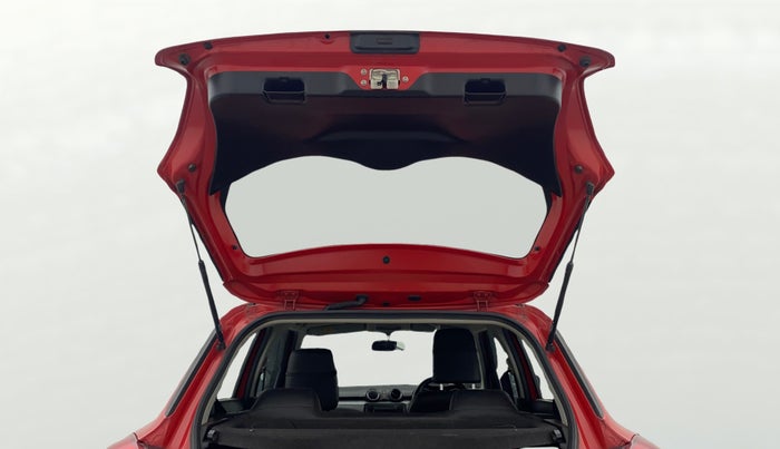 2018 Maruti Swift VXI, Petrol, Manual, 75,660 km, Boot Door Open