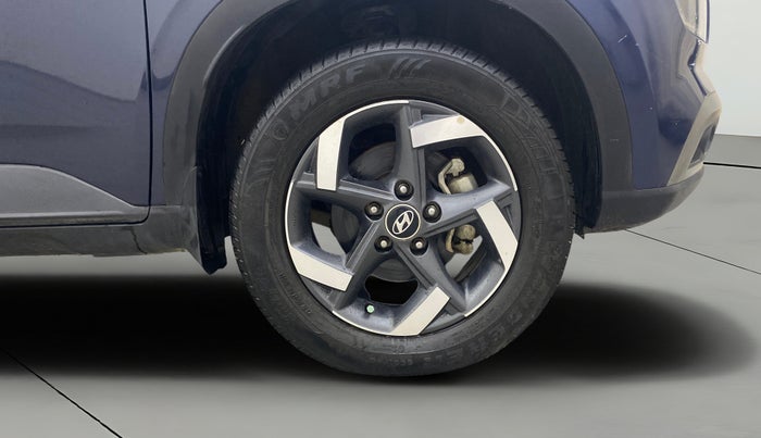 2019 Hyundai VENUE SX 1.0 (O) TURBO, Petrol, Manual, 30,983 km, Right Front Wheel