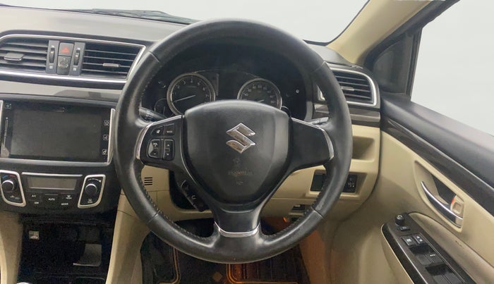 2017 Maruti Ciaz ZXI+, Petrol, Manual, 75,373 km, Steering Wheel Close Up
