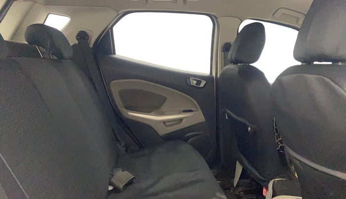 2016 Ford Ecosport TITANIUM 1.5L DIESEL, Diesel, Manual, 76,965 km, Right Side Rear Door Cabin