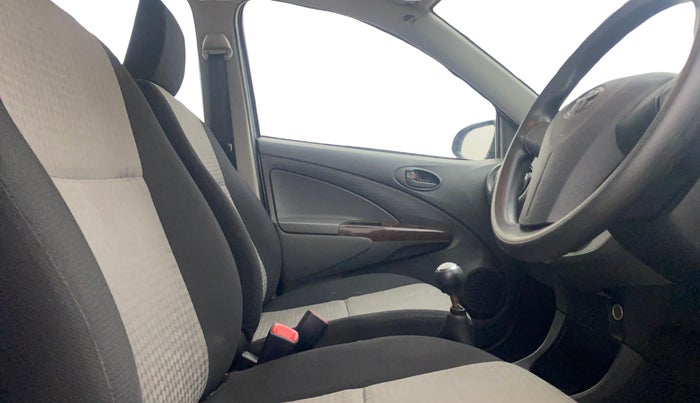 2013 Toyota Etios G, Petrol, Manual, 29,692 km, Right Side Front Door Cabin