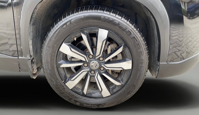 2020 MG HECTOR SMART 2.0 DIESEL, Diesel, Manual, 85,985 km, Right Front Wheel