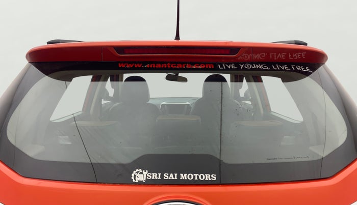 2019 Mahindra XUV300 W6 1.5 DIESEL, Diesel, Manual, 42,697 km, Rear Windshield