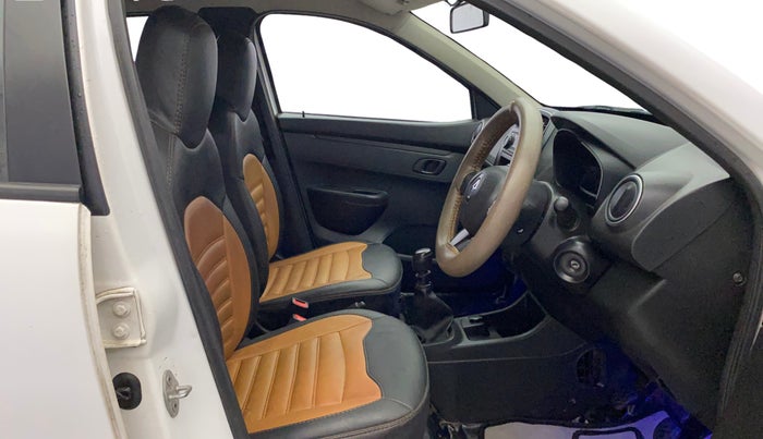 2019 Renault Kwid RXL, Petrol, Manual, 35,732 km, Right Side Front Door Cabin