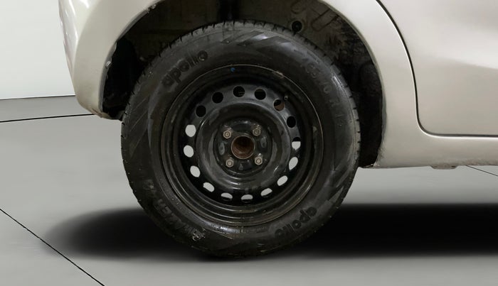 2016 Maruti Celerio VXI, Petrol, Manual, 66,324 km, Right Rear Wheel