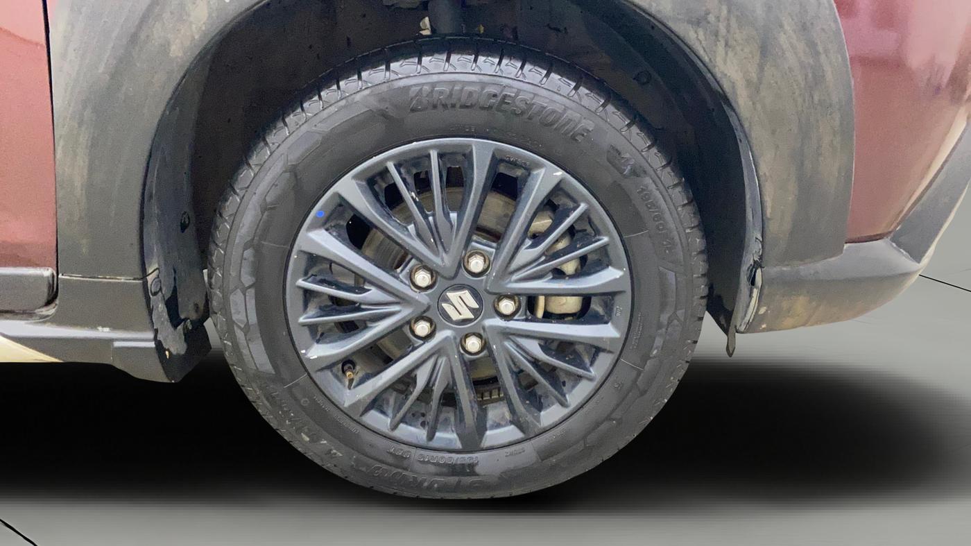 2021 Maruti XL6 ZETA AT, Petrol, Automatic, 80,867 km, Right Front Wheel