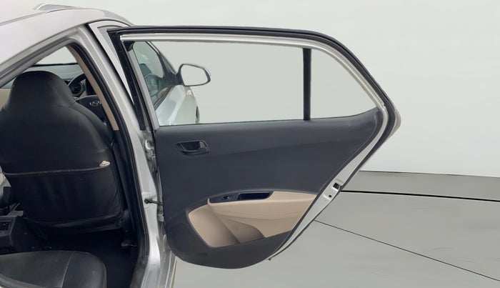 2016 Hyundai Grand i10 MAGNA AT 1.2 KAPPA VTVT, Petrol, Automatic, 64,815 km, RHS Rear Door