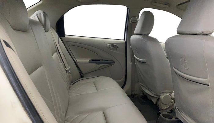 2014 Toyota Etios G, Petrol, Manual, 59,366 km, Right Side Rear Door Cabin