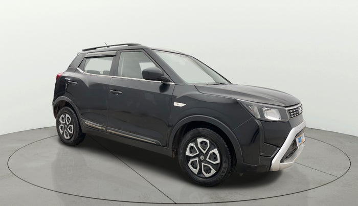 2021 Mahindra XUV300 W6 1.2 PETROL, Petrol, Manual, 1,18,148 km, SRP