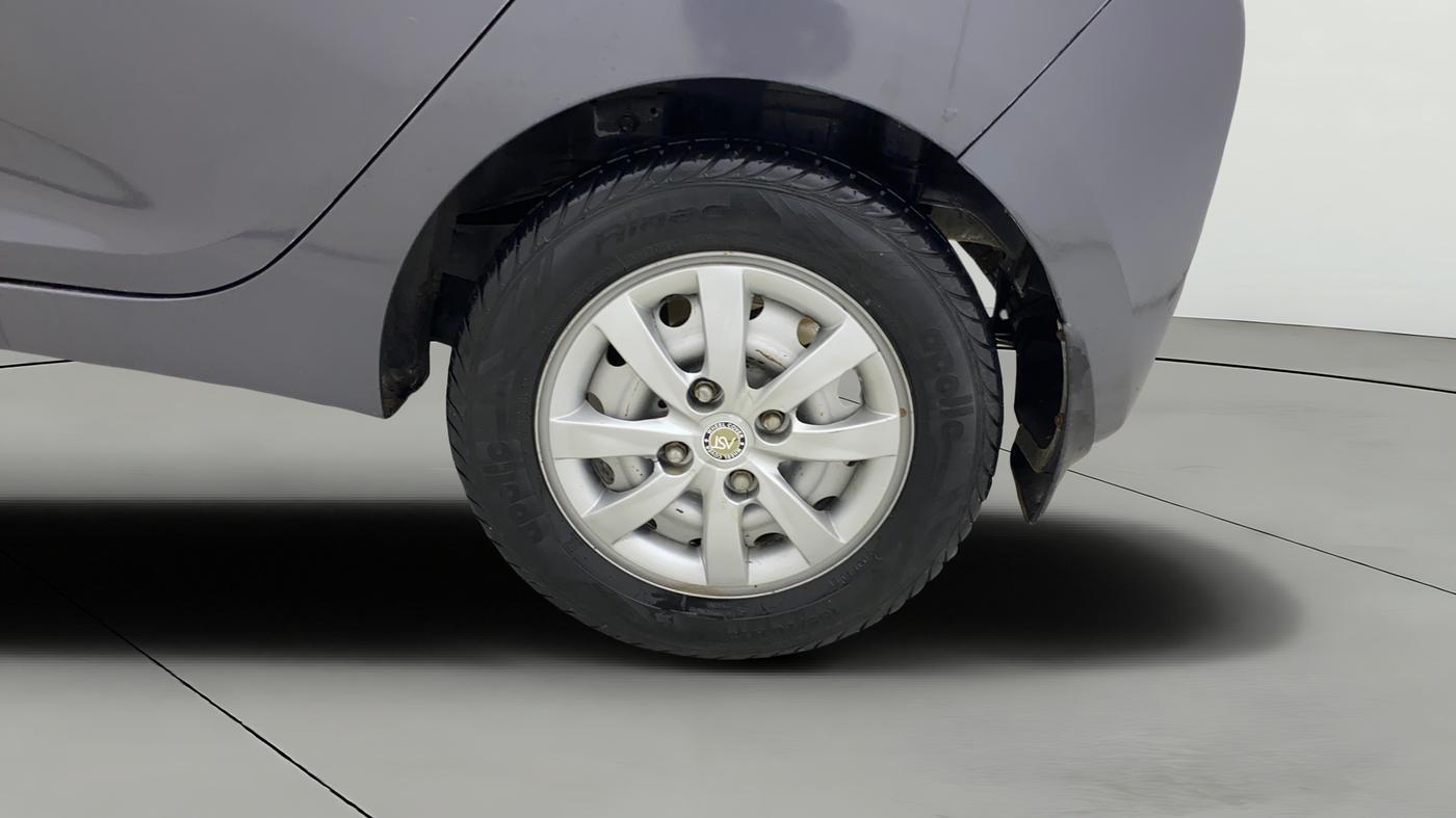 2017 Hyundai Eon ERA +, Petrol, Manual, 43,341 km, Left Rear Wheel