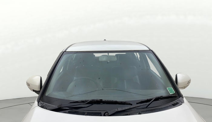 2013 Maruti Swift VDI, Diesel, Manual, 76,271 km, Front Windshield