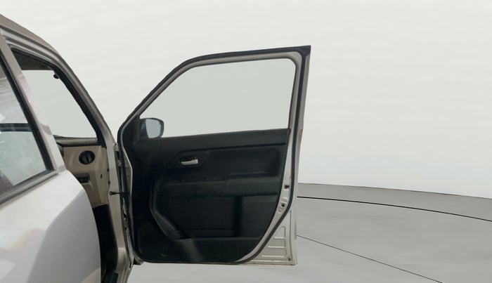 2024 Maruti New Wagon-R VXI 1.0, Petrol, Manual, 31,340 km, RHS Front Door