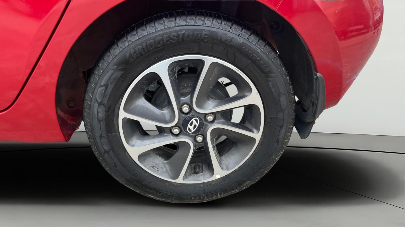 2019 Hyundai Grand i10 SPORTZ AT 1.2 KAPPA VTVT, Petrol, Automatic, 45,315 km, Left Rear Wheel