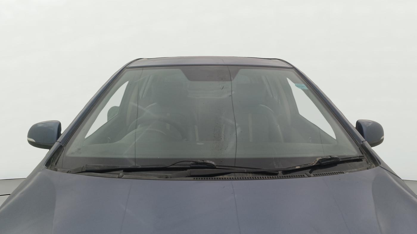 2014 Hyundai i20 SPORTZ 1.2, Petrol, Manual, 91,287 km, Front Windshield