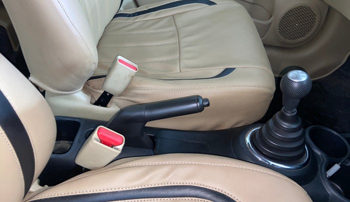 2014 Honda Amaze 1.2L I-VTEC S, Petrol, Manual, 44,669 km, Gear Lever