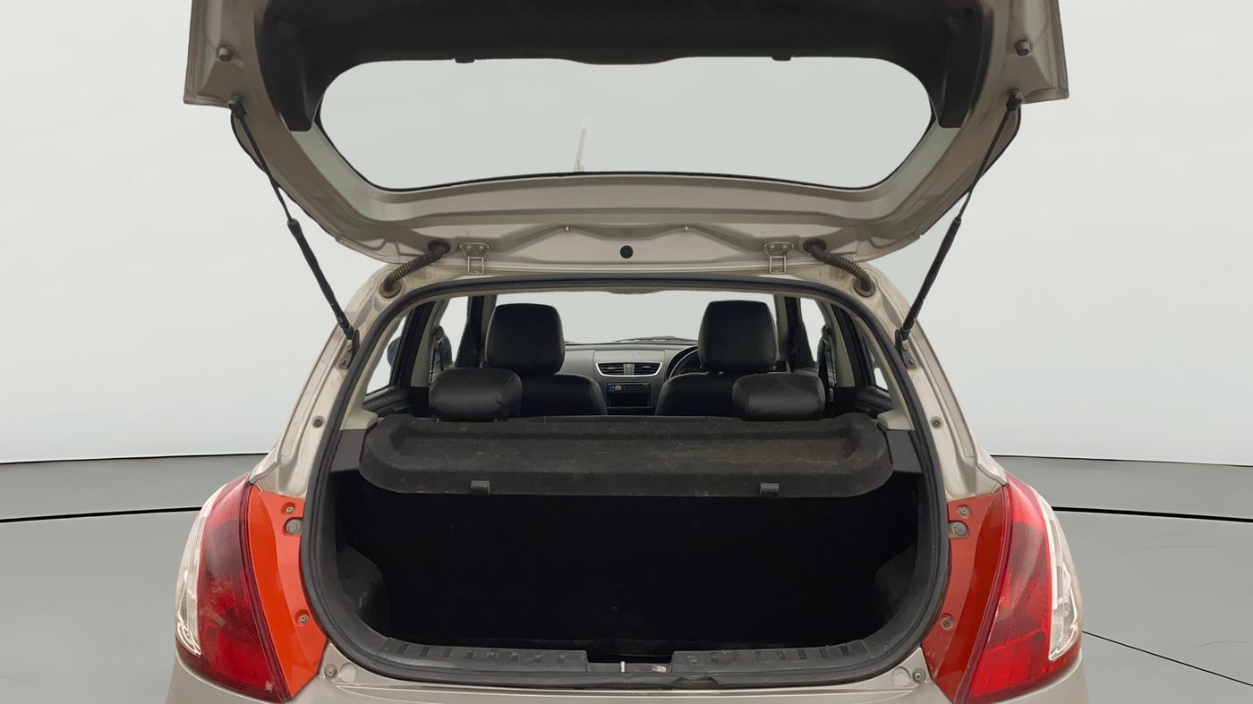 2014 Maruti Swift VXI, Petrol, Manual, 71,357 km, Boot Open Zoomed View