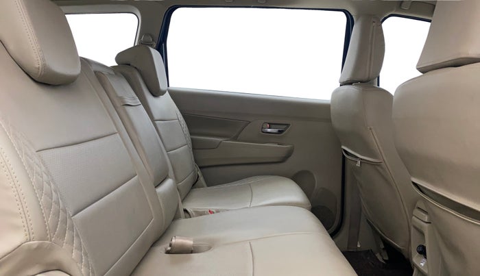 2020 Maruti Ertiga ZXI AT SHVS, Petrol, Automatic, 95,396 km, Right Side Rear Door Cabin