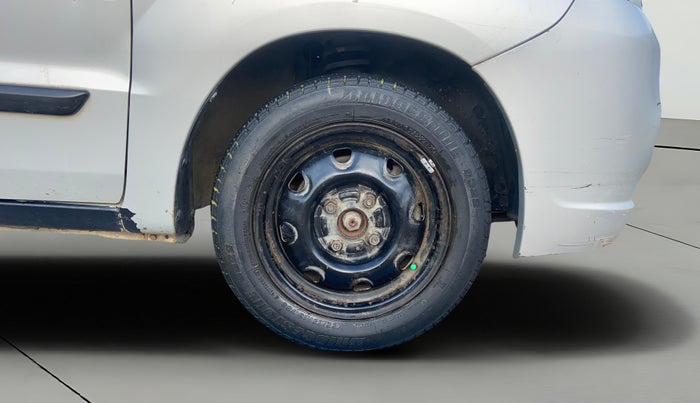 2012 Maruti Zen Estilo VXI, Petrol, Manual, 91,525 km, Right Front Wheel