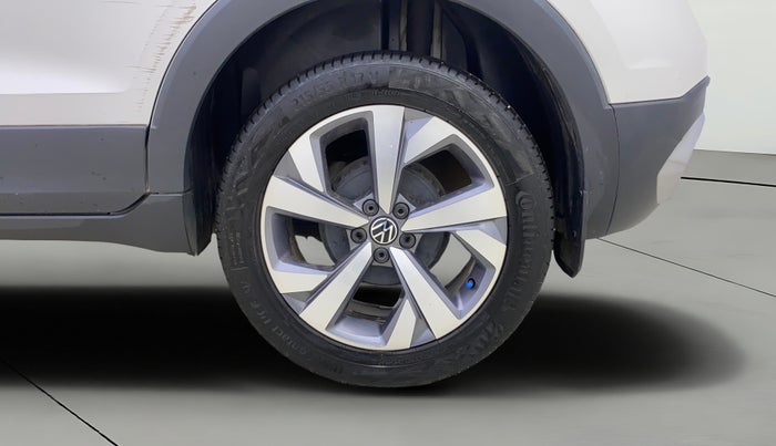 2021 Volkswagen TAIGUN TOPLINE 1.0 TSI MT, Petrol, Manual, 69,800 km, Left Rear Wheel