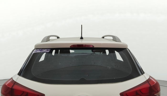 2015 Hyundai i20 Active 1.2 S, Petrol, Manual, 1,00,416 km, Rear Windshield