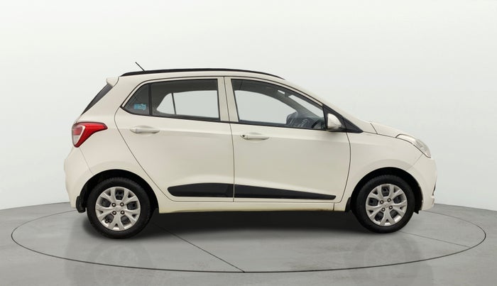 2015 Hyundai Grand i10 SPORTZ 1.2 KAPPA VTVT, Petrol, Manual, 46,802 km, Right Side View