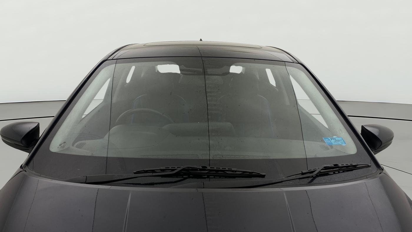 2022 Hyundai NEW I20 ASTA (O) 1.2 AT, Petrol, Automatic, 69,504 km, Front Windshield