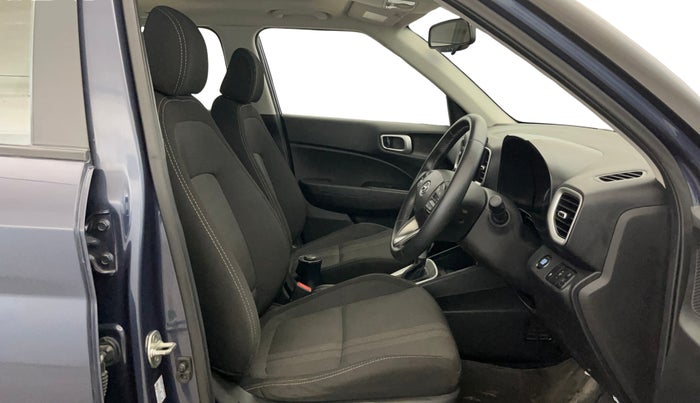 2020 Hyundai VENUE SX PLUS 1.0 TURBO DCT, Petrol, Automatic, 27,674 km, Right Side Front Door Cabin