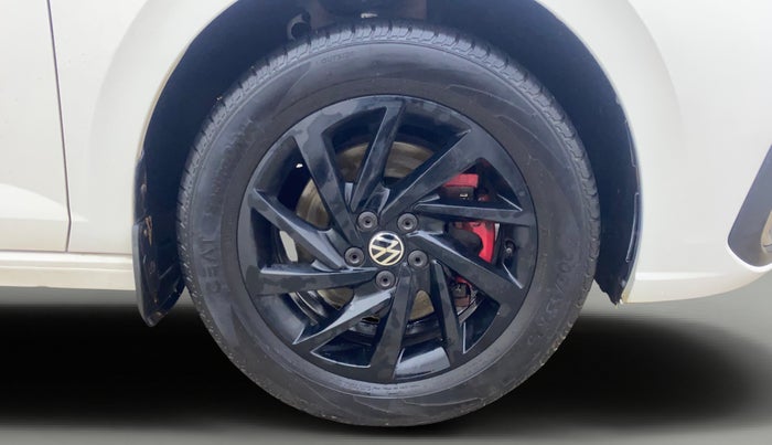 2022 Volkswagen VIRTUS GT PLUS TSI 1.5 EVO DSG, Petrol, Automatic, 16,677 km, Right Front Wheel
