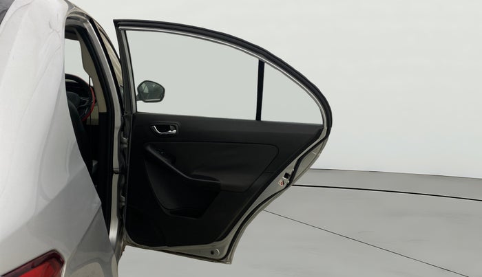 2016 Tata Zest XT 90PS DIESEL, Diesel, Manual, 52,419 km, RHS Rear Door