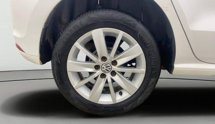 2017 Volkswagen Polo HIGHLINE1.2L, Petrol, Manual, 66,810 km, Right Rear Wheel