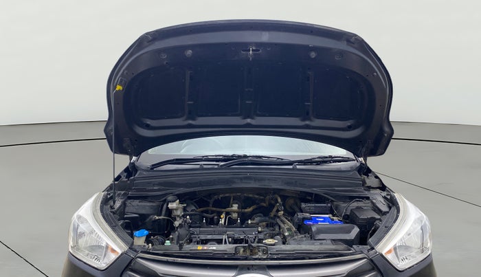 2017 Hyundai Creta E PLUS 1.6 PETROL, Petrol, Manual, 62,300 km, Open Bonet