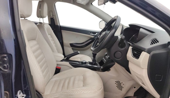 2023 Tata NEXON XZ PLUS DIESEL SUNROOF, Diesel, Manual, 60,862 km, Right Side Front Door Cabin