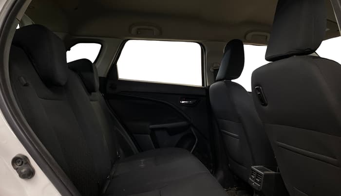 2023 Maruti BREZZA VXI SMART HYBRID, Petrol, Manual, 56,664 km, Right Side Rear Door Cabin