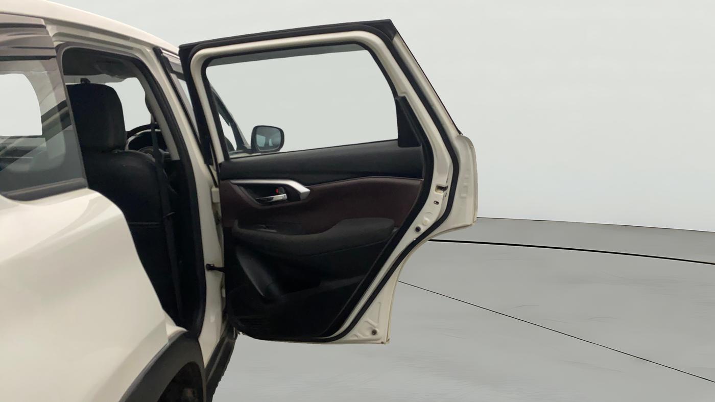 2024 Maruti Grand Vitara SIGMA SMART HYBRID, Petrol, Manual, 31,630 km, RHS Rear Door