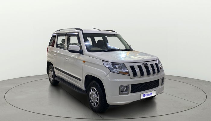 2018 Mahindra TUV300 T6 PLUS, Diesel, Manual, 57,016 km, Right Front Diagonal