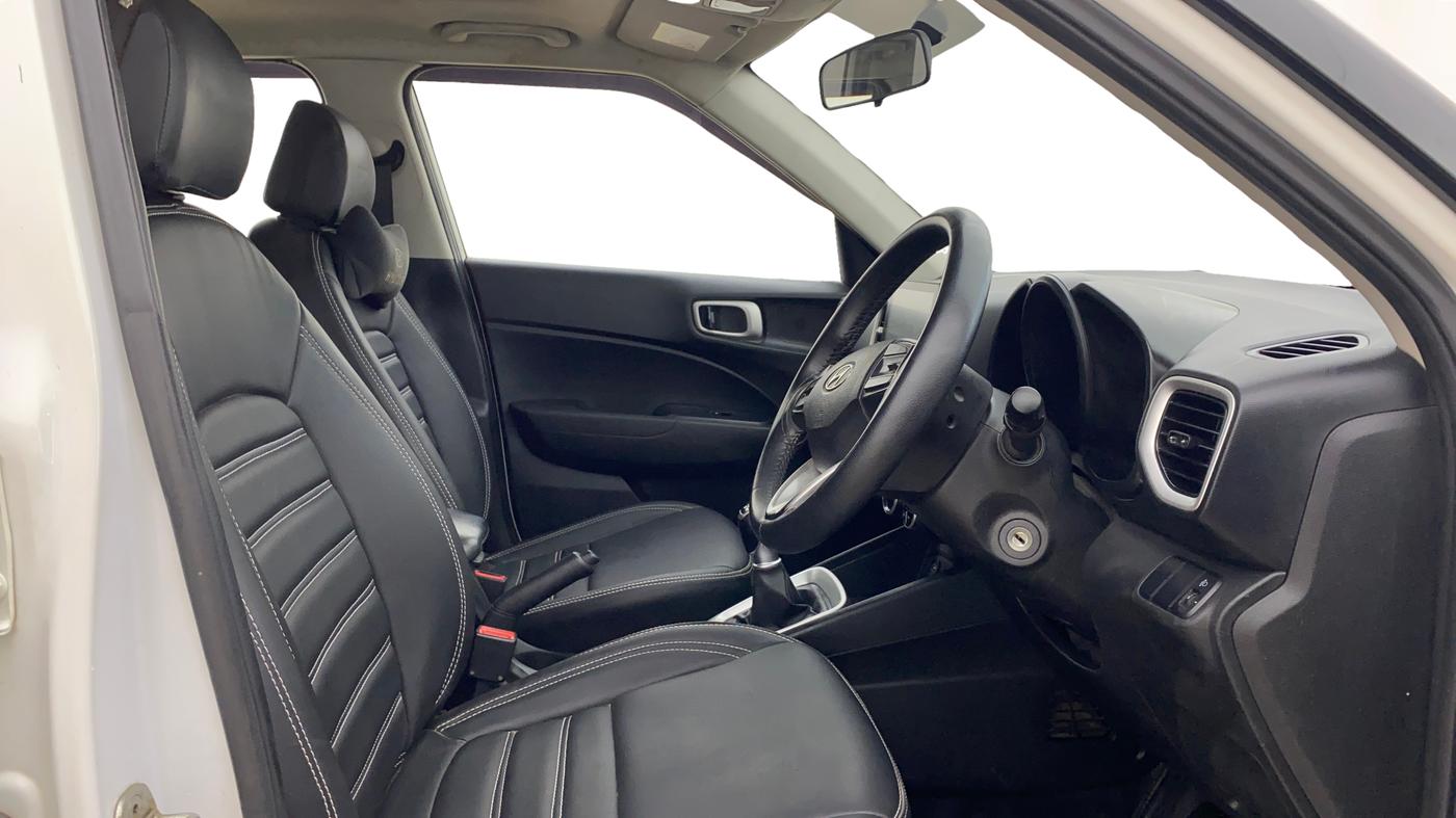 2019 Hyundai VENUE SX 1.0 TURBO, Petrol, Manual, 71,707 km, Right Side Front Door Cabin