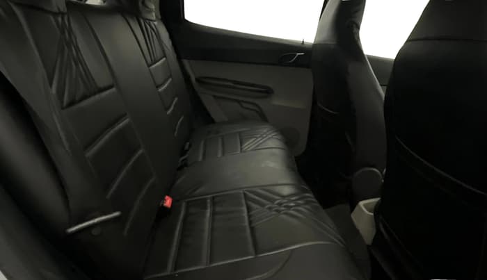 2017 Tata Tiago XT PETROL, Petrol, Manual, 40,086 km, Right Side Rear Door Cabin