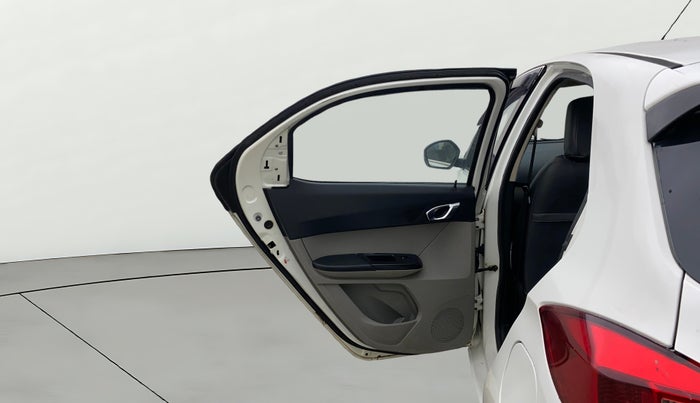 2016 Tata Tiago XZ PETROL, Petrol, Manual, 79,231 km, LHS Rear Door