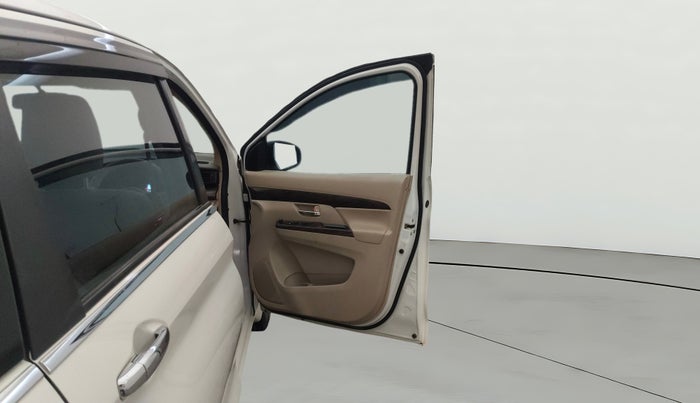 2021 Maruti Ertiga ZXI SHVS, Petrol, Manual, 61,245 km, RHS Front Door